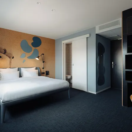 Conscious The Tire Station 3* אמסטרדם