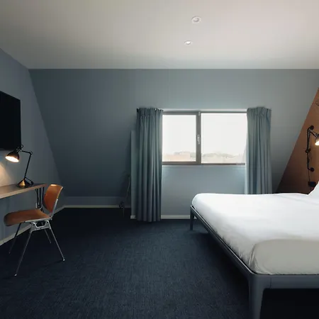 Conscious The Tire Station Hotel Amsterdam