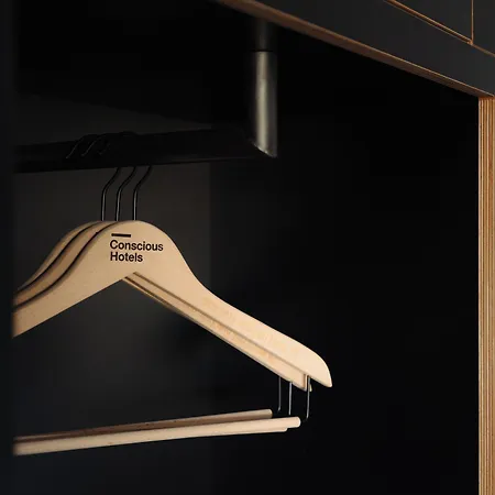 Conscious The Tire Station ホテル アムステルダム