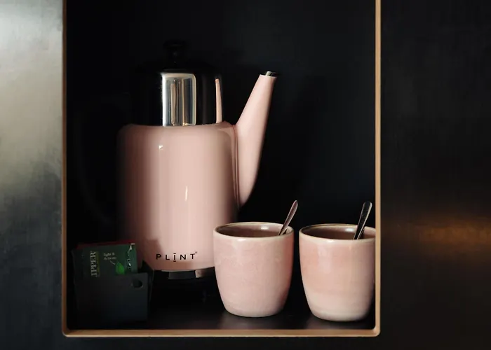 Conscious The Tire Station 3*