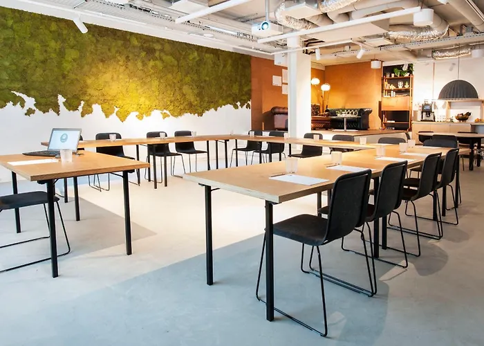 Hotel Conscious The Tire Station 3*