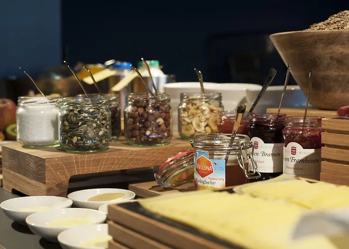 Hotel Conscious The Tire Station Amsterdam