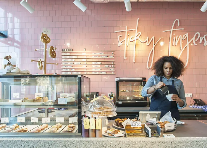 Hotel Conscious The Tire Station Amsterdam