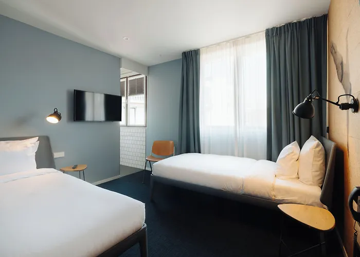 Hotel Conscious The Tire Station Amsterdam