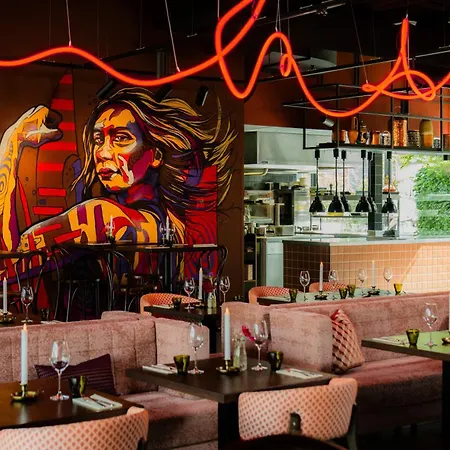 Conscious The Tire Station Hotel Amsterdam