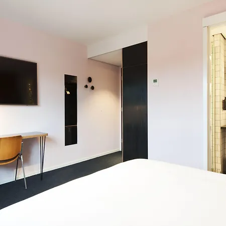 Conscious The Tire Station Hotel 3*