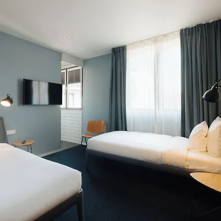 Hotel Conscious The Tire Station Amsterdam